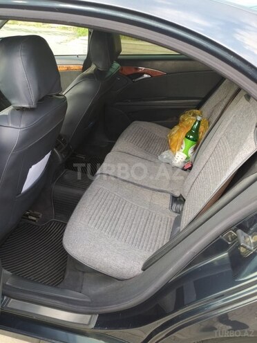 Mercedes E 220 d 2002, 69,300 km - 2.2 l - İmişli