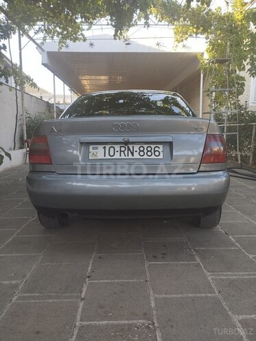 Audi A4 1998, 414,653 km - 1.8 l - Şirvan