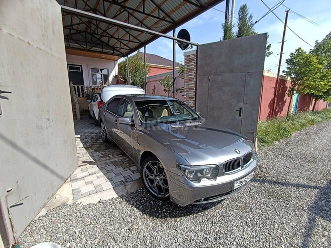 BMW 745-2