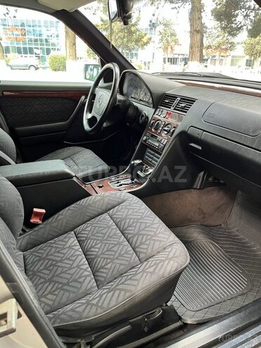 Mercedes C 200 1995, 308,000 km - 2.0 l - Sumqayıt