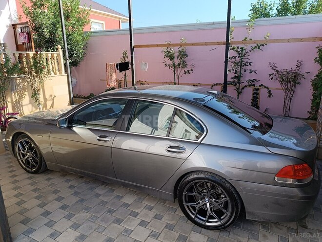 BMW 745-8