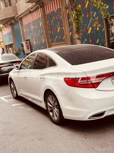 Hyundai Grandeur 2012, 210,000 km - 2.4 л - Bakı