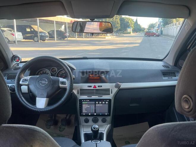 Opel Astra 2007, 222,000 km - 1.8 л - Bakı
