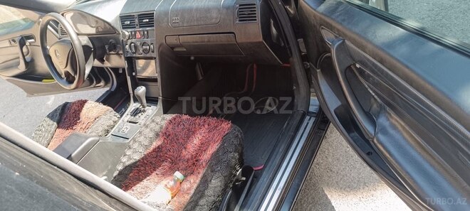 Mercedes C 230 2000, 255,000 km - 2.3 l - Bakı
