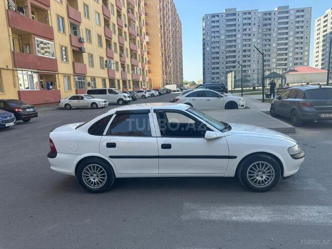 Opel Vectra 1996, 385,000 km - 1.8 l - Xırdalan