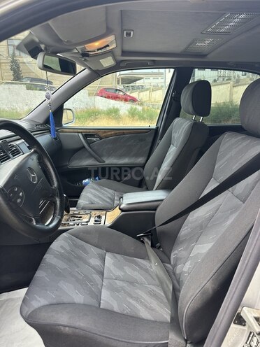 Mercedes E 240 1999, 257,000 km - 2.6 l - Bakı