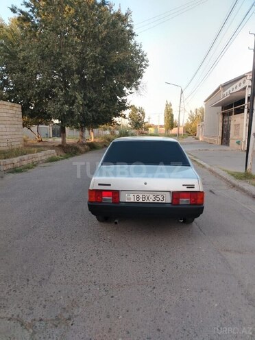 LADA (VAZ) 21099 2003, 423,000 km - 1.5 l - Şirvan