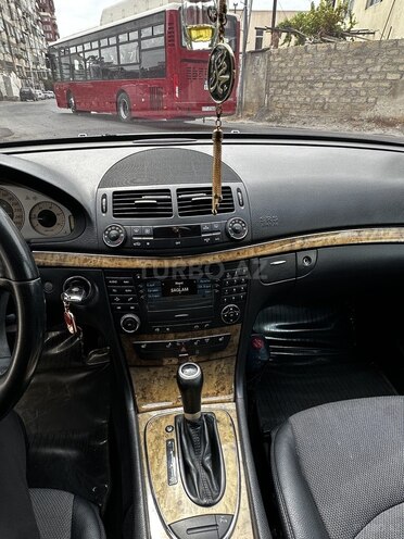 Mercedes E 220 d 2007, 318,000 km - 2.2 l - Bakı