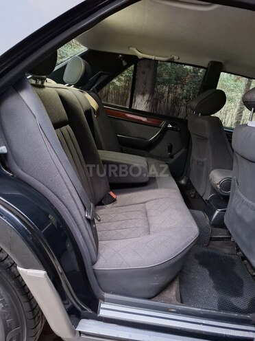 Mercedes E 220 1995, 354,875 km - 2.2 l - Bakı