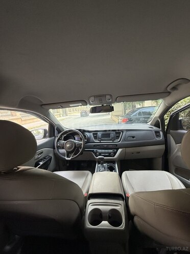 Kia Carnival 2017, 248,000 km - 2.2 l - Bakı