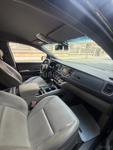 Kia Carnival 2017, 248,000 km - 2.2 l - Bakı