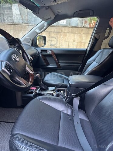 Toyota Land Cruiser Prado 2010, 210,000 km - 2.7 l - Bakı