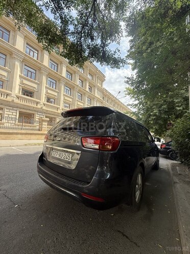 Kia Carnival 2017, 248,000 km - 2.2 l - Bakı