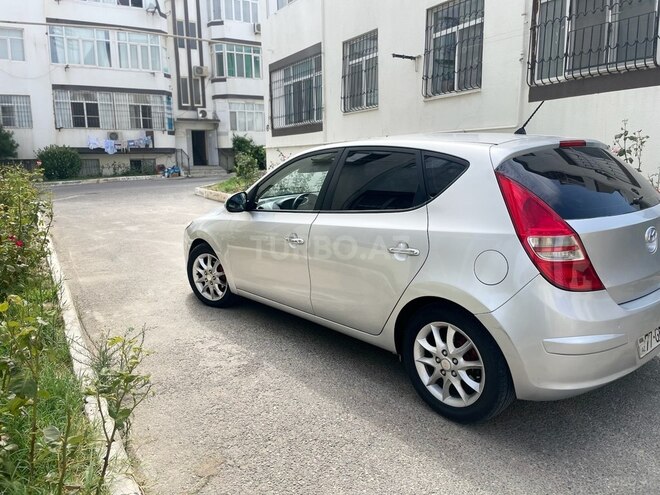 Hyundai i30 2010, 355,000 km - 1.6 l - Bakı