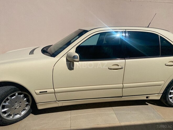Mercedes E 220 d 2001, 478,299 km - 2.2 l - Bakı