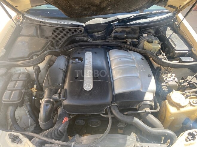 Mercedes E 220 d 2001, 478,299 km - 2.2 l - Bakı