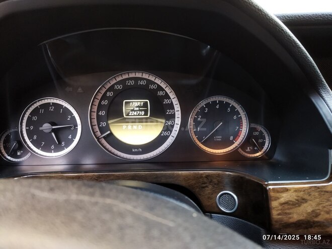 Mercedes E 200 2011, 224,710 km - 1.8 l - Bakı