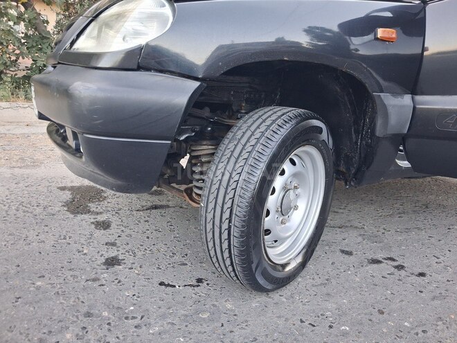Chevrolet Niva 2008, 621,686 km - 1.7 л - Bakı