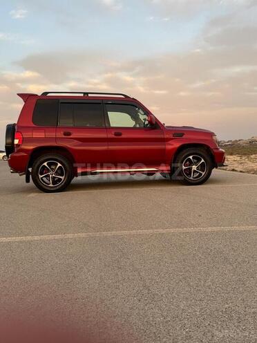 Mitsubishi Pajero io 2001, 265,000 km - 1.8 л - Bakı