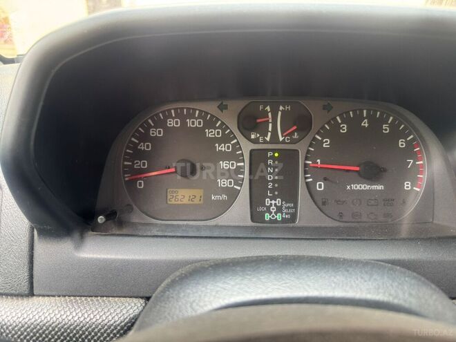 Mitsubishi Pajero io 2001, 265,000 km - 1.8 л - Bakı