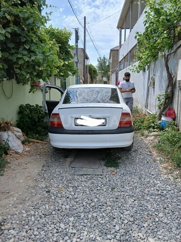 Opel Vectra 1996, 385,000 km - 1.8 l - Xırdalan