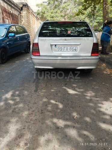 Mercedes C 220 d 2000, 280,000 km - 2.2 l - Bakı