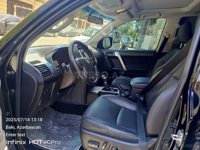 Toyota Land Cruiser Prado-6