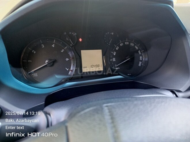 Toyota Land Cruiser Prado-5