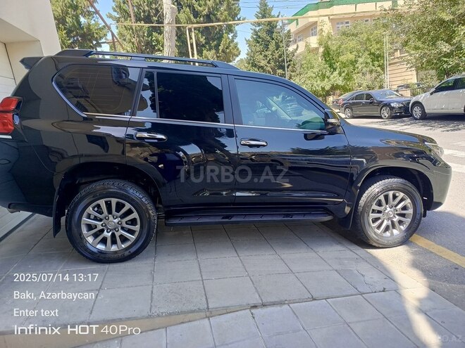 Toyota Land Cruiser Prado-8