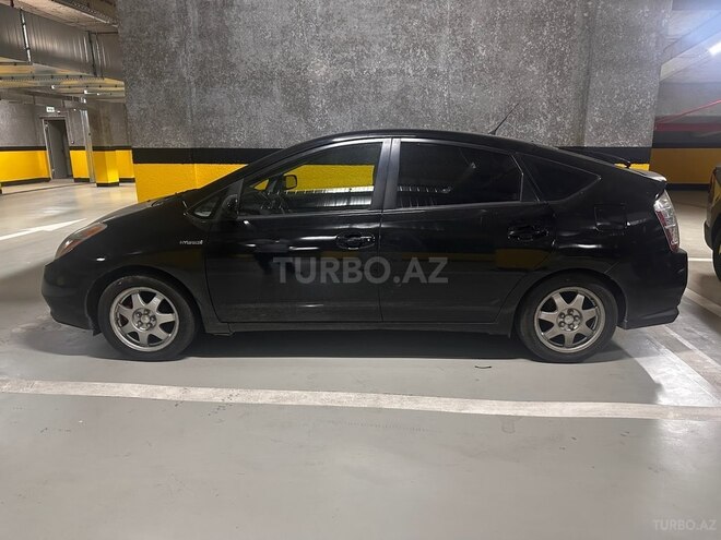 Toyota Prius-3