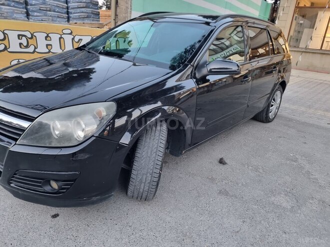 Opel Astra 2005, 250,000 km - 1.4 l - Bakı