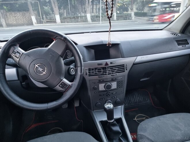 Opel Astra 2005, 250,000 km - 1.4 l - Bakı