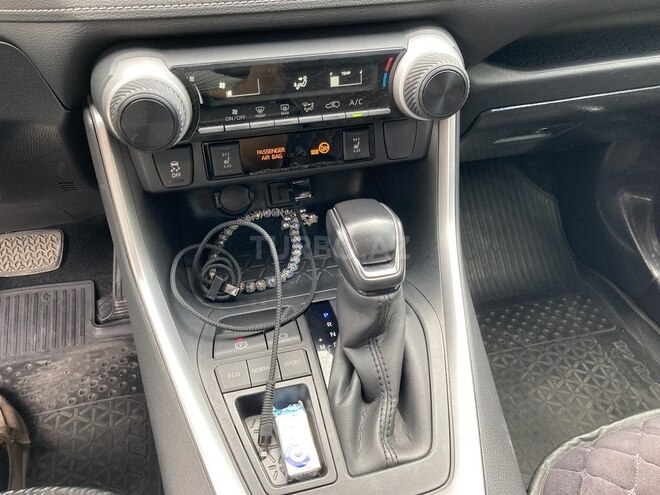 Toyota RAV4 2020, 40,400 km - 2.0 l - Bakı
