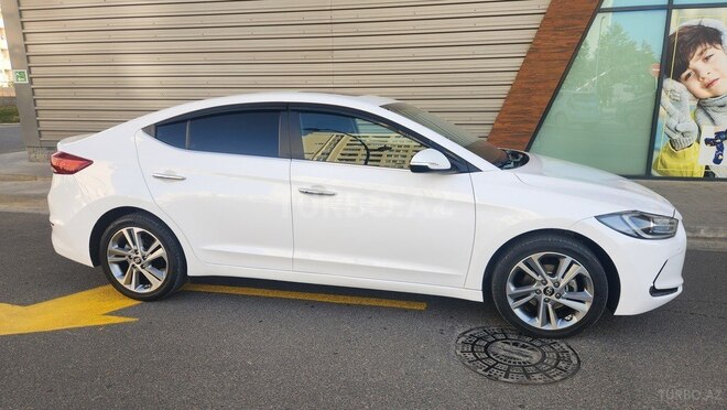 Hyundai Elantra 2017, 126,400 km - 2.0 л - Bakı