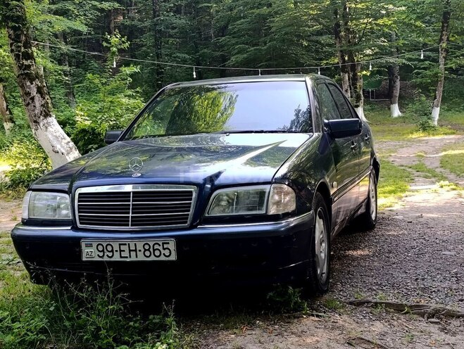Mercedes C 240 1999, 451,328 km - 2.4 l - Bakı
