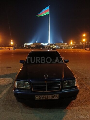 Mercedes C 240 1999, 451,328 km - 2.4 l - Bakı