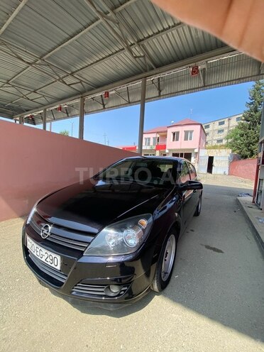 Opel Astra 2005, 299,000 km - 1.4 l - 