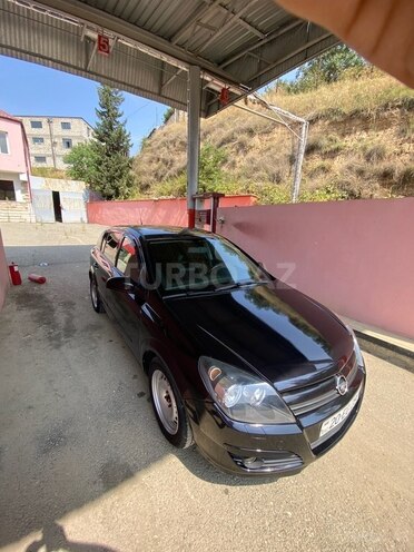 Opel Astra 2005, 299,000 km - 1.4 l - 