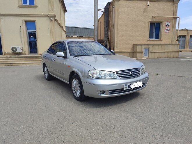 Nissan Sunny-2