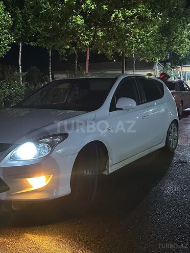 Hyundai i30 2011, 240,000 km - 1.6 l - Bakı