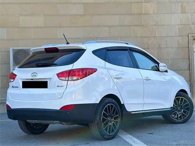 Hyundai Tucson 2015, 142,200 km - 2.0 л - Bakı