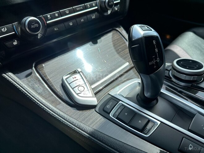 BMW 528 2013, 217,000 km - 2.0 l - Bakı