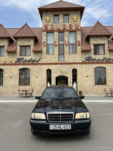 Mercedes C 220 d 2000, 351,000 km - 2.2 л - Yevlax