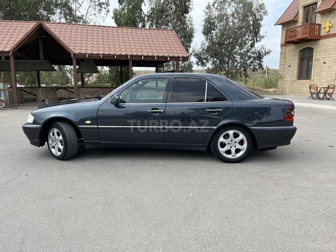 Mercedes C 220 d 2000, 351,000 km - 2.2 л - Yevlax