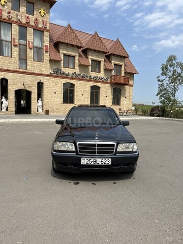 Mercedes C 220 d 2000, 351,000 km - 2.2 л - Yevlax