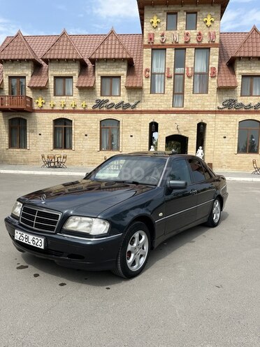 Mercedes C 220 d 2000, 351,000 km - 2.2 л - Yevlax