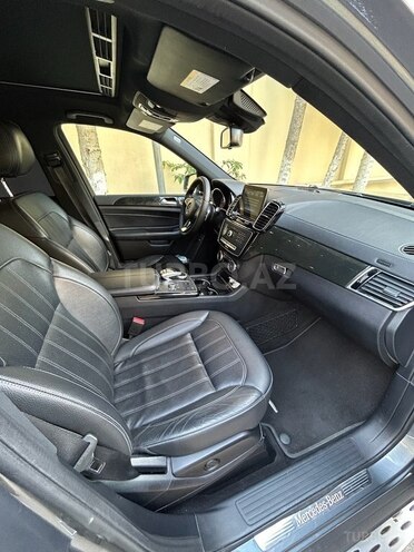Mercedes GLS 450 4MATIC-2
