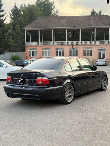 BMW 530-3