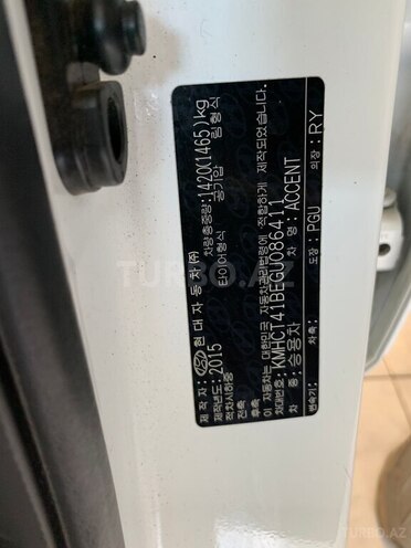 Hyundai Accent-13