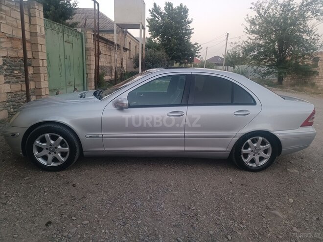 Mercedes C 240 2000, 240,000 km - 2.6 л - Bakı